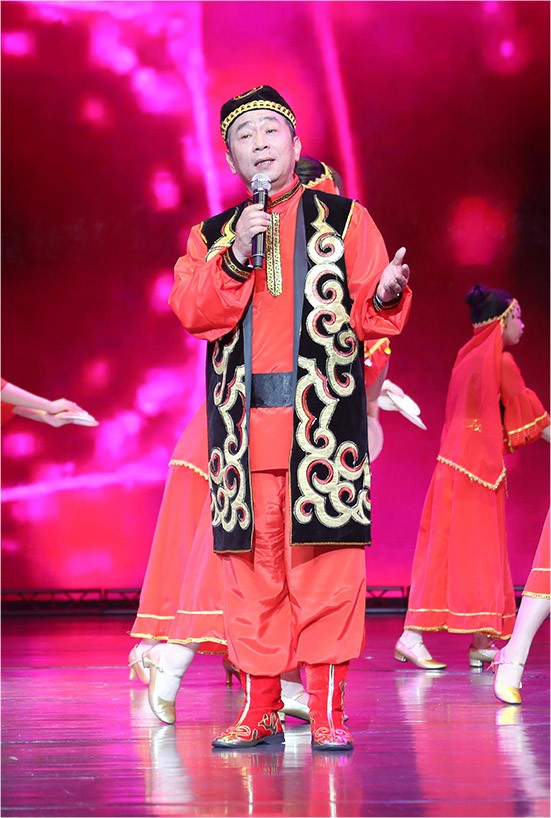男士少数民族演出服装